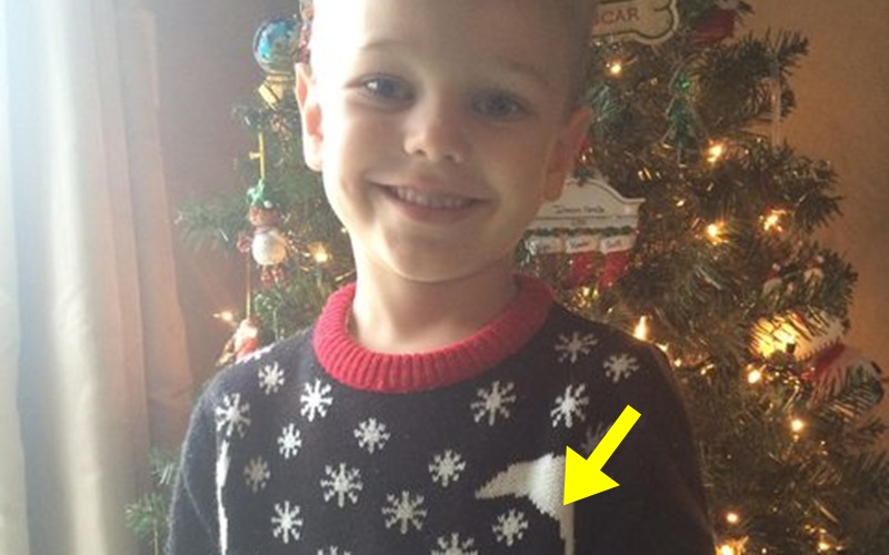 買了聖誕毛衣給兒子穿去上學還PO文炫耀，結果學校老師打電話來投訴她才發現…..