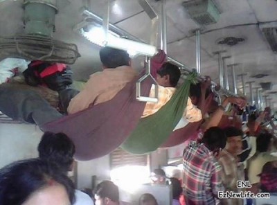 印度火車的臥鋪。