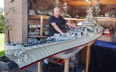 男子花費3年完成7.3公尺長「樂高戰艦」本以為是世界最大…卻剛完工就被破紀錄